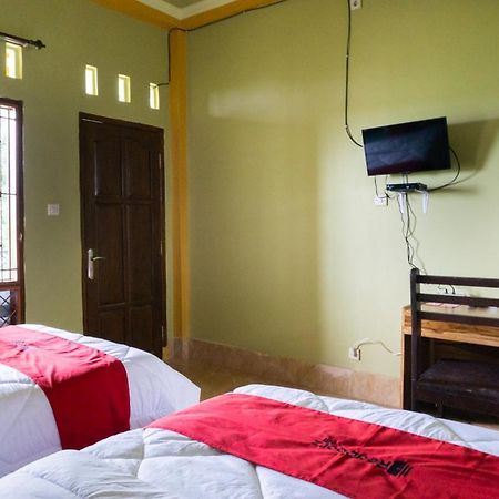 Reddoorz Near Senaru Rinjani Hotel Exterior photo